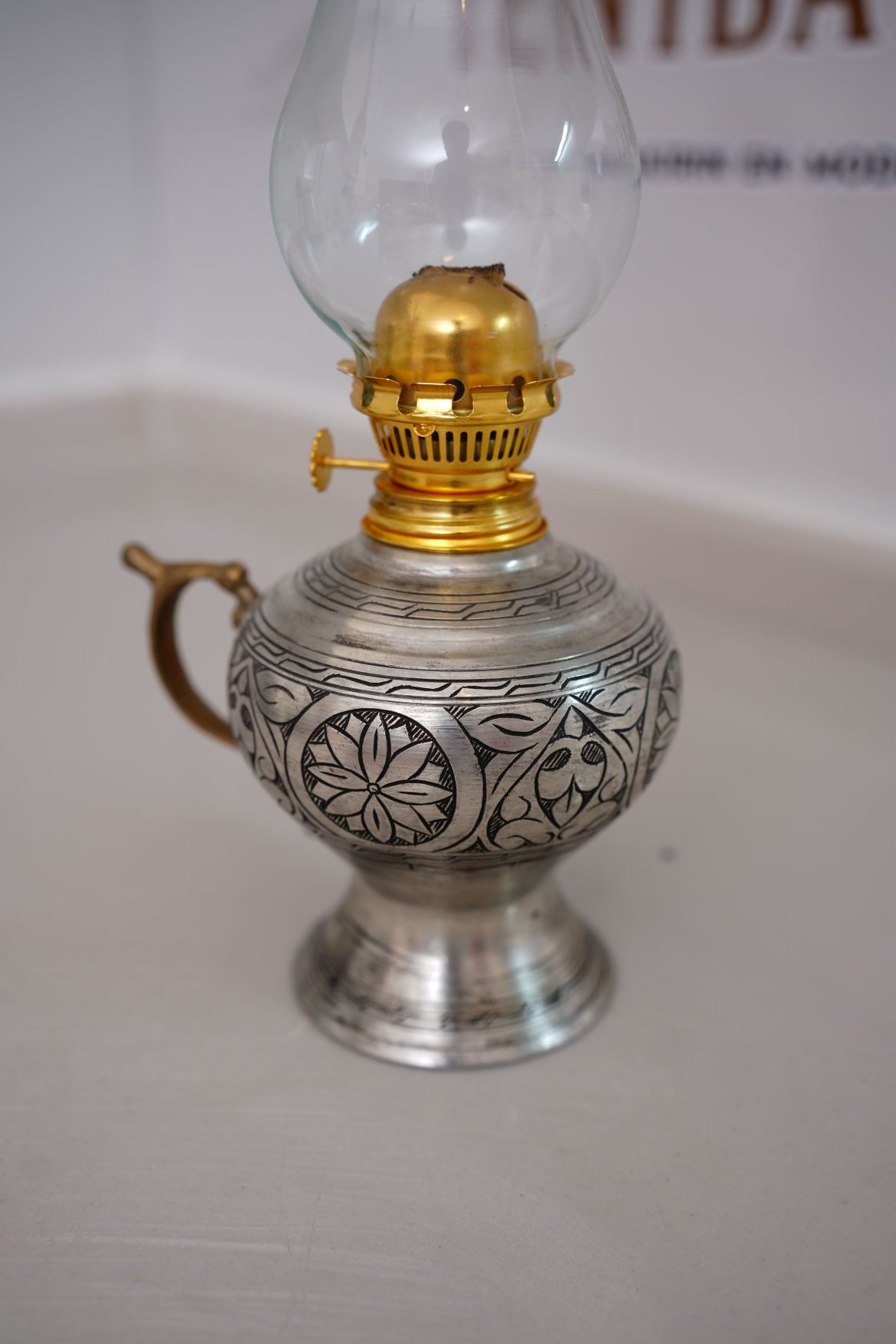 Usta Kalemkar Gaz Lambası