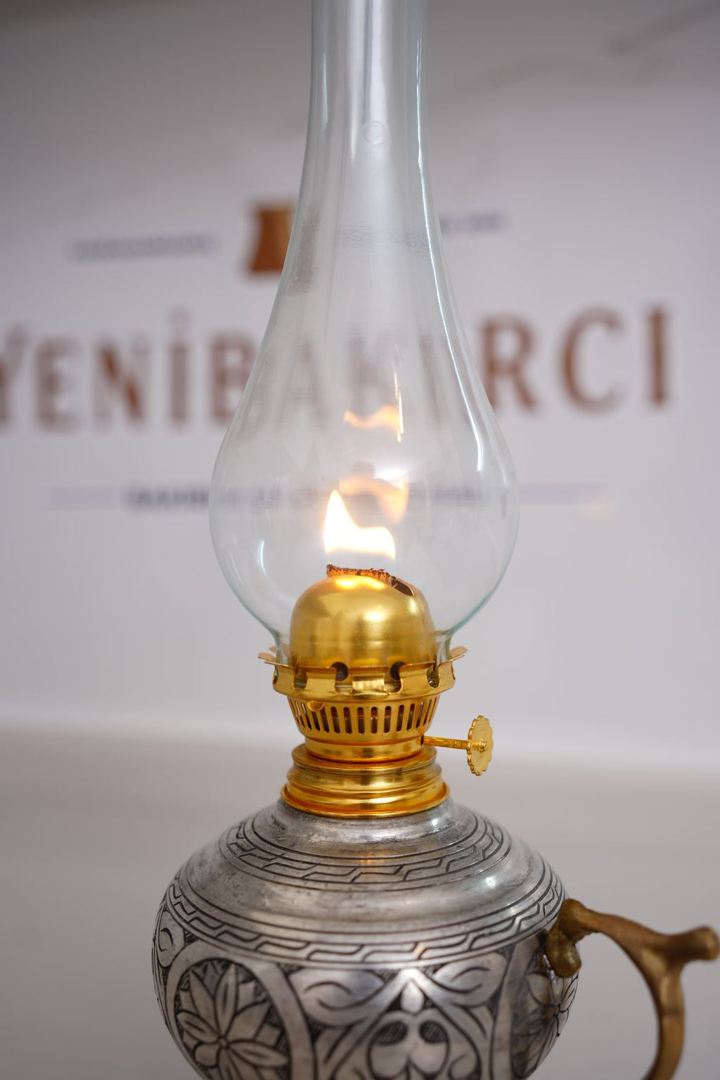 Usta Kalemkar Gaz Lambası
