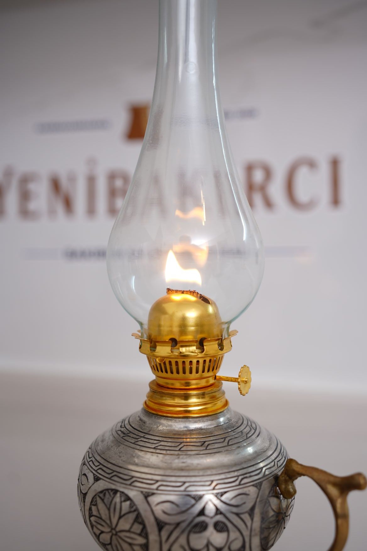 Usta Kalemkar Gaz Lambası