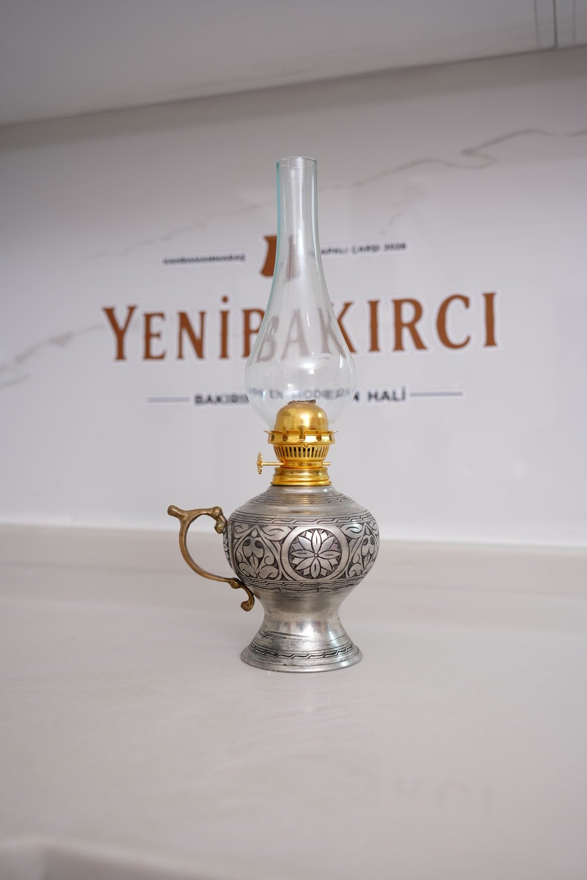 Usta Kalemkar Gaz Lambası