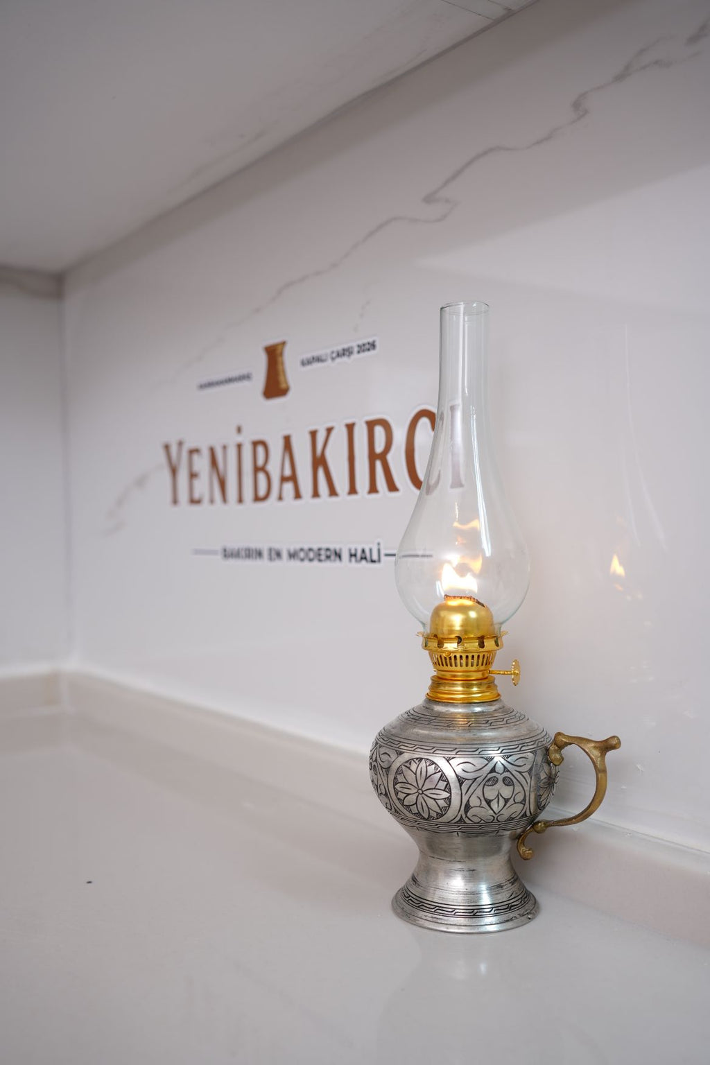 Usta Kalemkar Gaz Lambası